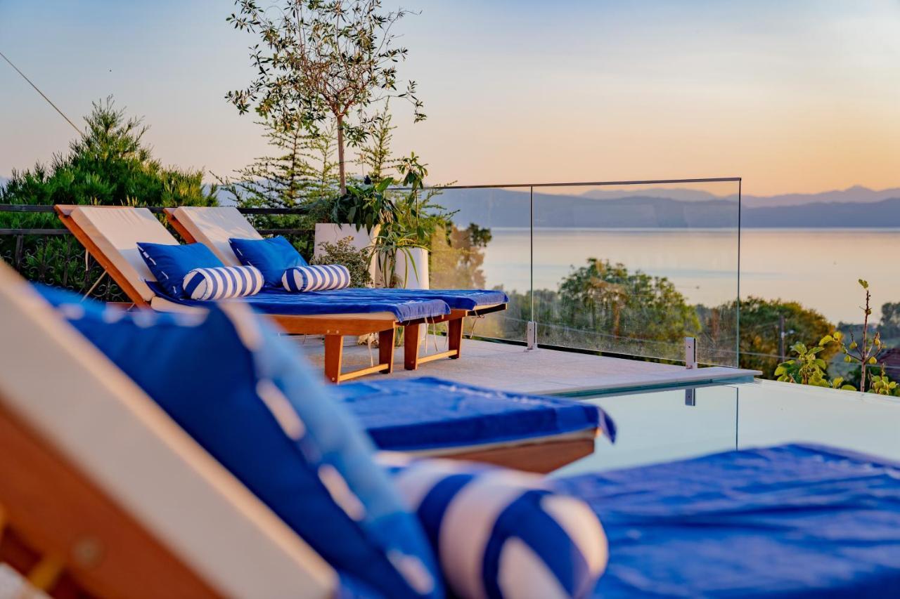 Casa Farmak - 4 Bedroom Lux Apartment With Infinity Pool & Lake View โอครีด ภายนอก รูปภาพ
